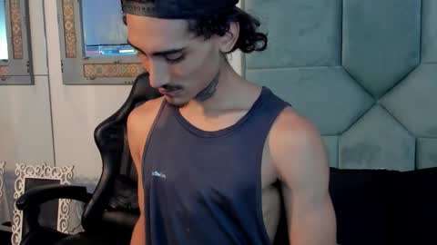 Snapshot of mr_strike chatting on 6, 11, 2025 MR online show from 6, 11, 2025