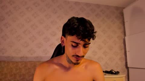 Snapshot of mr_strike chatting on 16, 11, 2025 MR online show from 16, 11, 2025