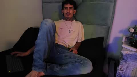 Snapshot of mr_strike chatting on 15, 12, 2025 MR online show from 15, 12, 2025