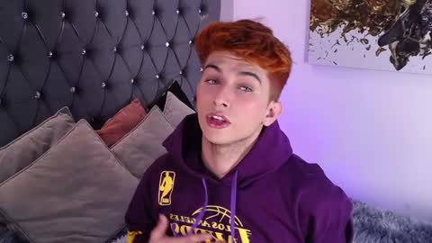 Snapshot of mr_williseo chatting on 8, 11, 2025 williseo online show from 8, 11, 2025