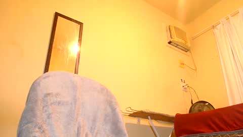 Snapshot of mrbrown_strong chatting on 2, 12, 2024 mr brown online show from 2, 12, 2024