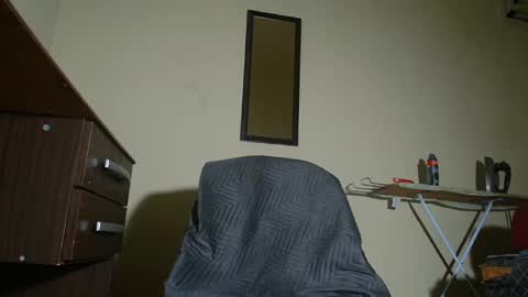 Snapshot of mrbrown_strong chatting on 5, 3, 2025 mr brown online show from 5, 3, 2025