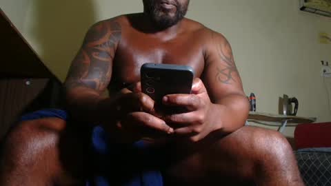 Snapshot of mrbrown_strong chatting on 5, 3, 2025 mr brown online show from 5, 3, 2025