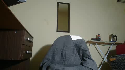 Snapshot of mrbrown_strong chatting on 6, 3, 2025 mr brown online show from 6, 3, 2025