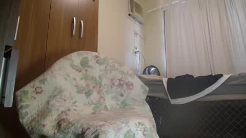 Snapshot of mrbrown_strong chatting on 6, 2, 2026 mr brown online show from 6, 2, 2026