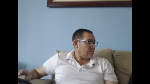 Snapshot of mrcaruso chatting on 12, 10, 2025 Mrcaruso online show from 12, 10, 2025