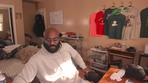 Chuck Daily online show from 21, 10, 2025