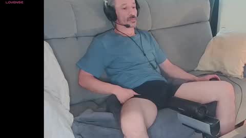 Snapshot of mreurope69 chatting on 26, 9, 2025 I am Hardy online show from 26, 9, 2025