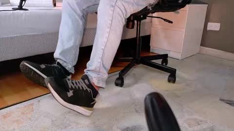 Snapshot of mrfox__ chatting on 25, 10, 2025 Mr Fox online show from 25, 10, 2025