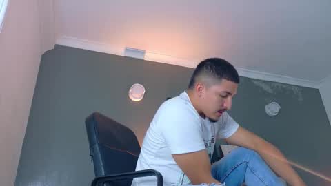 Snapshot of mrfox__ chatting on 1, 11, 2025 Mr Fox online show from 1, 11, 2025