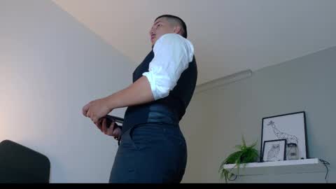 Snapshot of mrfox__ chatting on 14, 11, 2025 Mr Fox online show from 14, 11, 2025