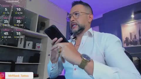 Snapshot of mrfrank_tattoo chatting on 28, 10, 2025 MrFrank. online show from 28, 10, 2025