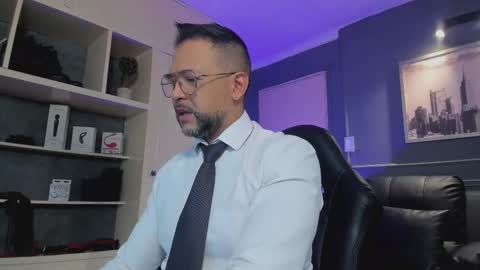 Snapshot of mrfrank_tattoo chatting on 10, 11, 2025 MrFrank. online show from 10, 11, 2025