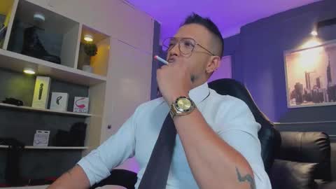 Snapshot of mrfrank_tattoo chatting on 25, 11, 2025 MrFrank. online show from 25, 11, 2025