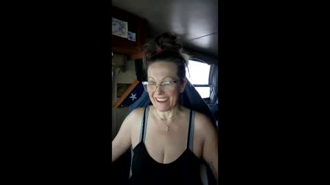 mrjshquinn online show from 28, 3, 2026