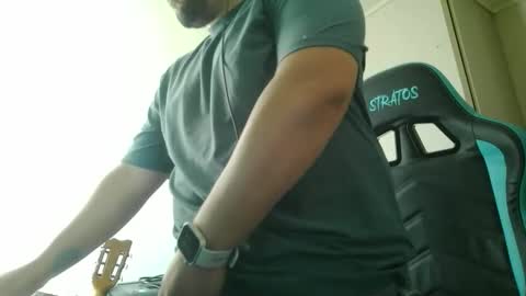 Snapshot of mrlilnice chatting on 5, 3, 2026 mrlilnice online show from 5, 3, 2026