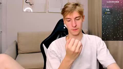 Adam online show from 4, 11, 2025