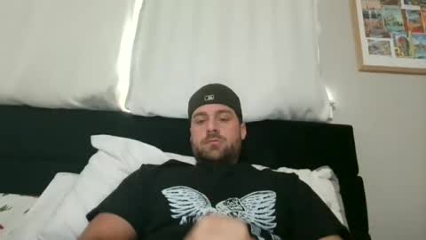 mrthickly818 online show from 23, 3, 2026