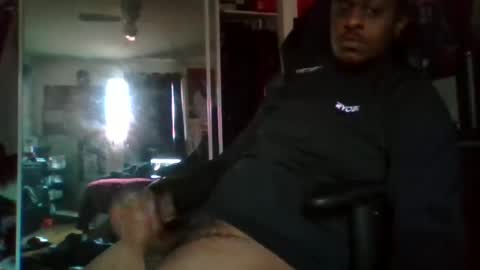 Snapshot of mrthicknlong6 chatting on 3, 1, 2025 mrthicknlong6 online show from 3, 1, 2025
