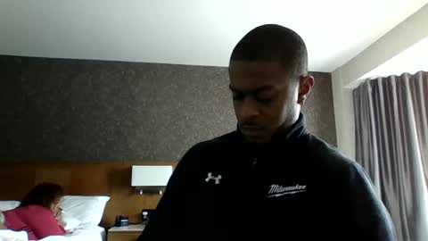 Snapshot of mrthicknlong6 chatting on 6, 1, 2025 mrthicknlong6 online show from 6, 1, 2025