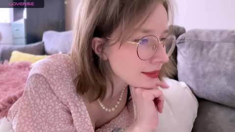 ms_christiana online show from 5, 2, 2026