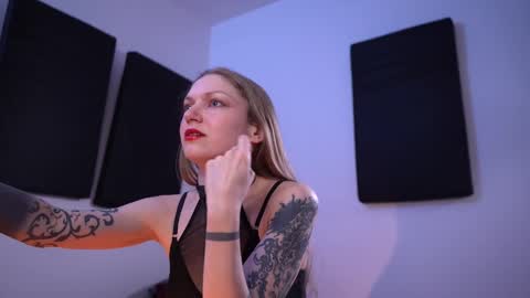 Snapshot of ms_lorelei chatting on 20, 3, 2026 Lore online show from 20, 3, 2026