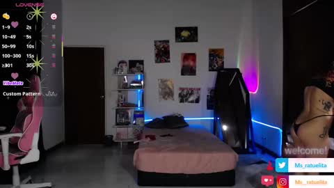 Snapshot of ms_ratuelita chatting on 15, 11, 2025 Manuela3 online show from 15, 11, 2025