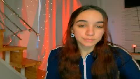 ms_sophiee online show from 3, 1, 2025