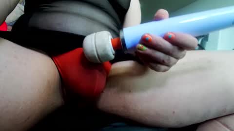 Snapshot of mscuntyluxxe chatting on 21, 11, 2025 Cunty Luxxe online show from 21, 11, 2025