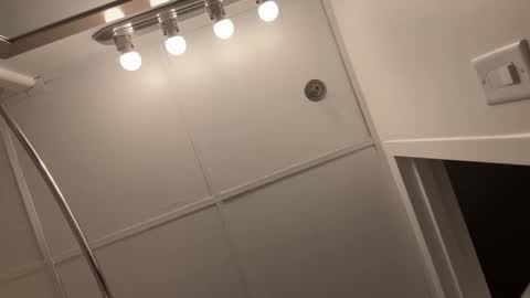 Snapshot of mskitty000 chatting on 3, 12, 2025 mskitty000 online show from 3, 12, 2025