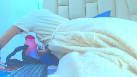 Snapshot of mss_mar chatting on 22, 10, 2025 FERNANDA 3 online show from 22, 10, 2025