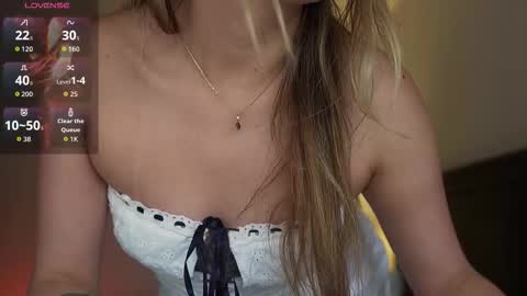 Snapshot of mssophie_war chatting on 19, 2, 2026 Sophie online show from 19, 2, 2026