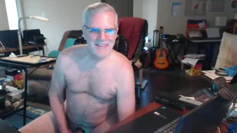 Snapshot of mt2much chatting on 27, 2, 2025 mt2much online show from 27, 2, 2025