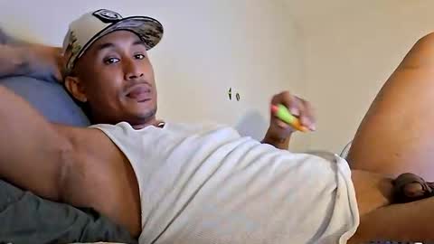 Snapshot of muddafuka910 chatting on 29, 10, 2025 muddafuka910 online show from 29, 10, 2025