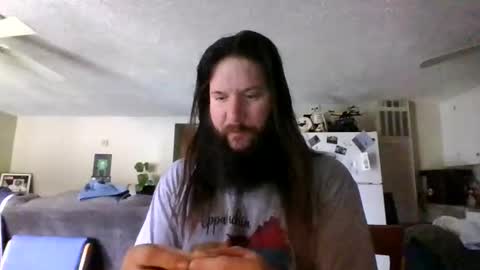 Mudge online show from 1, 1, 2025