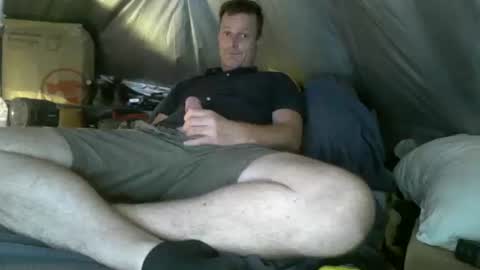 Snapshot of mudjimba chatting on 4, 12, 2025 mudjimba online show from 4, 12, 2025