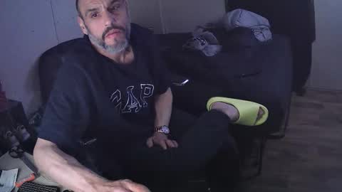 Muffdiver online show from 2, 3, 2026