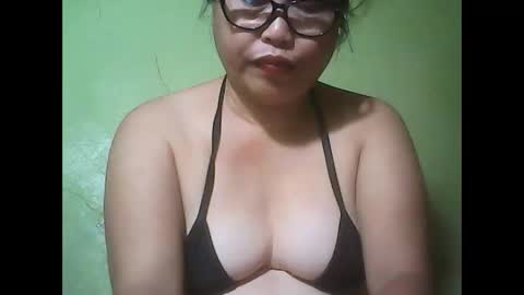 muffy_bunny online show from 7, 1, 2025