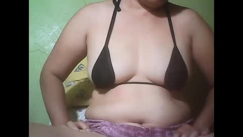 muffy_bunny online show from 4, 3, 2025