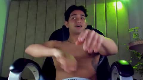 Snapshot of muichiro_tokito1 chatting on 18, 11, 2025 muichiro tokito1 online show from 18, 11, 2025