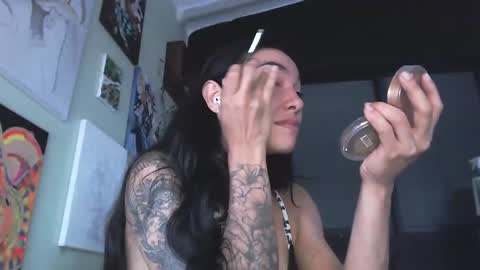 Snapshot of mulan_o chatting on 10, 10, 2025 JESSICA online show from 10, 10, 2025