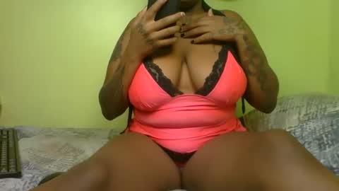 mumy_vivi online show from 22, 11, 2025