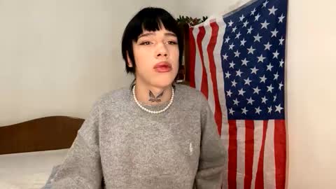 Snapshot of mun_poli chatting on 14, 10, 2025 Polik online show from 14, 10, 2025