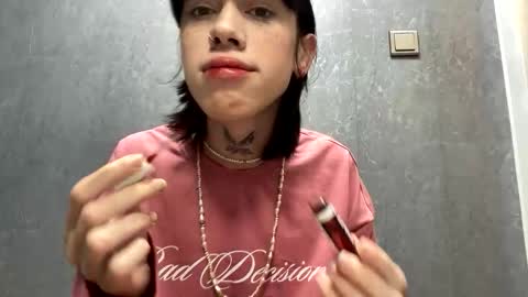 Snapshot of mun_poli chatting on 16, 11, 2025 Polik online show from 16, 11, 2025