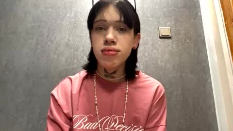 Snapshot of mun_poli chatting on 17, 11, 2025 Polik online show from 17, 11, 2025