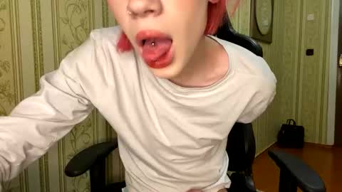 Snapshot of mun_poli chatting on 3, 12, 2025 Polik online show from 3, 12, 2025