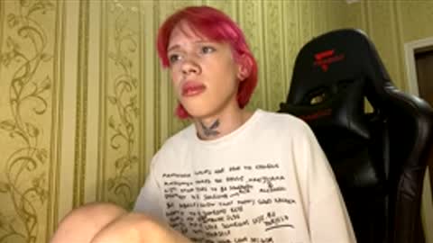 Snapshot of mun_poli chatting on 4, 12, 2025 Polik online show from 4, 12, 2025