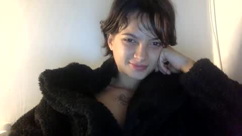   online show from 10, 12, 2024