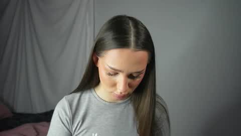 Ella online show from 2, 2, 2026