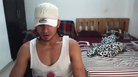 Snapshot of muscle_man1 chatting on 27, 2, 2026 Mike online show from 27, 2, 2026